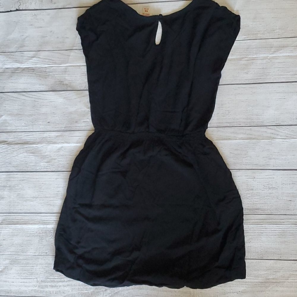 Mossimo Supply Co. Black Dress, Size Medium. - Picture 5 of 6